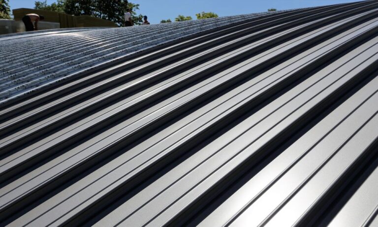 close up of standing seam roof on industrial construction building in Houston